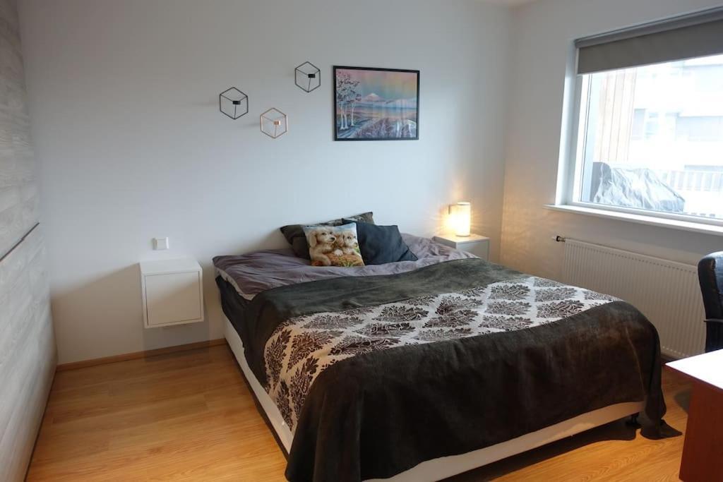 Beautiful Flat In Downtown Reykjavik With A Veiw Apartment Exterior photo
